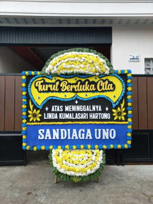 Papan Bunga Duka di Ranca Buaya